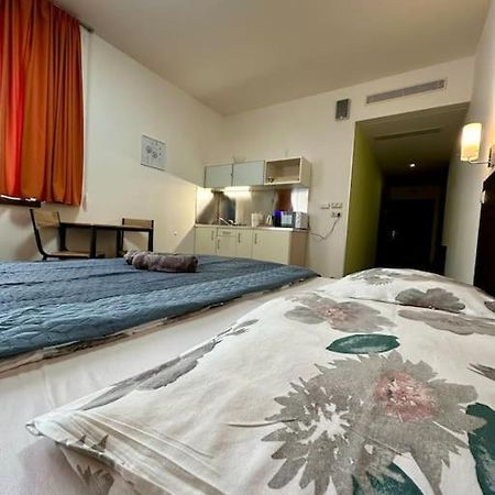 Apartman Priamo Na Hlavnej Ulici Košice Exterior foto
